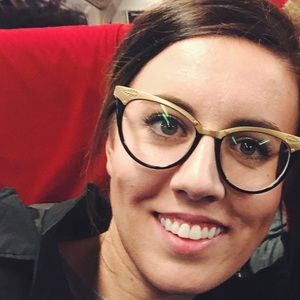 Meet your Posher, Lillian